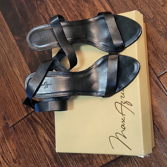 MAX AZRIA - Giselle Black Leather Wedge Ankle Strap Sandals Size 38 - Picture 2 of 7
